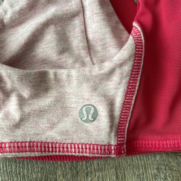 Vintage Lululemon tank bra pink - Picture 3 of 4